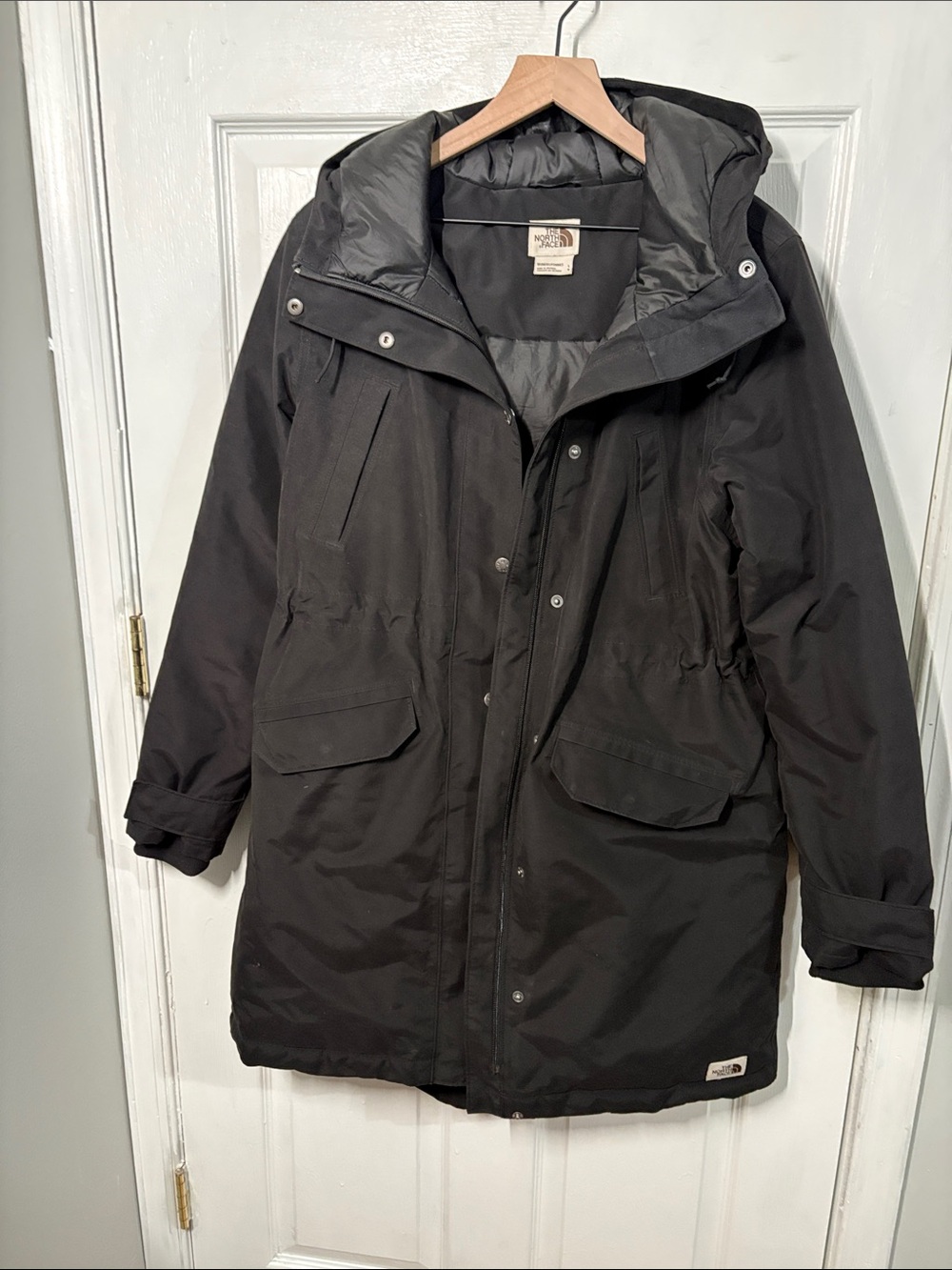 The North Face Women's Black Hooded Puffer Coat